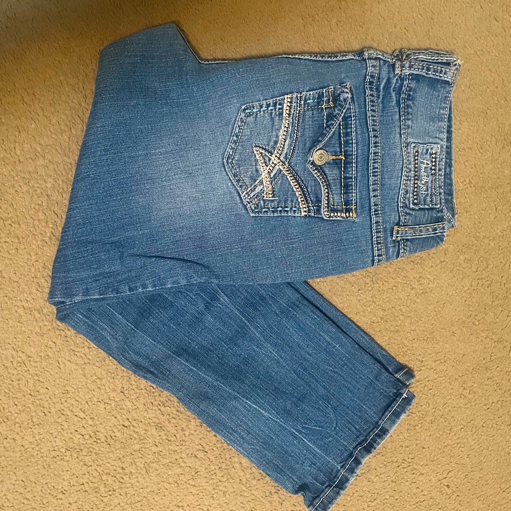 Amethyst Capri size 13